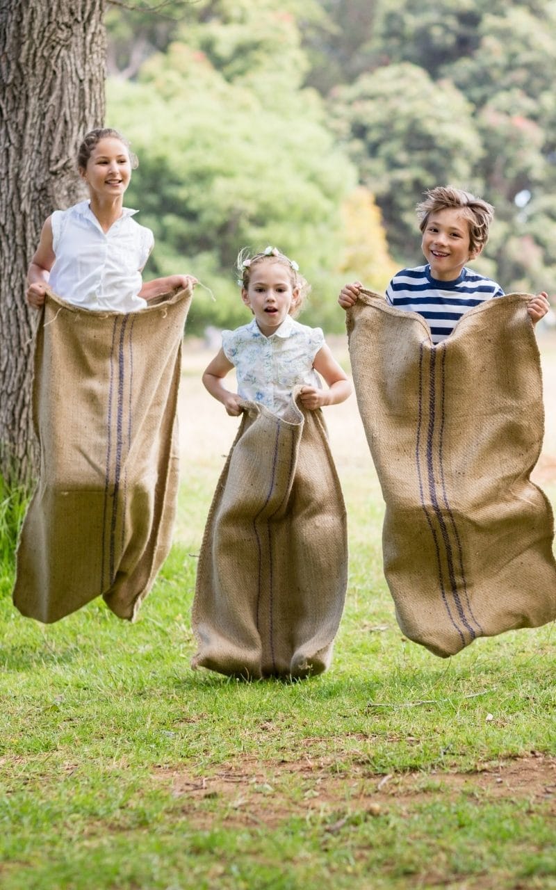 kids-doing-sack-race-2