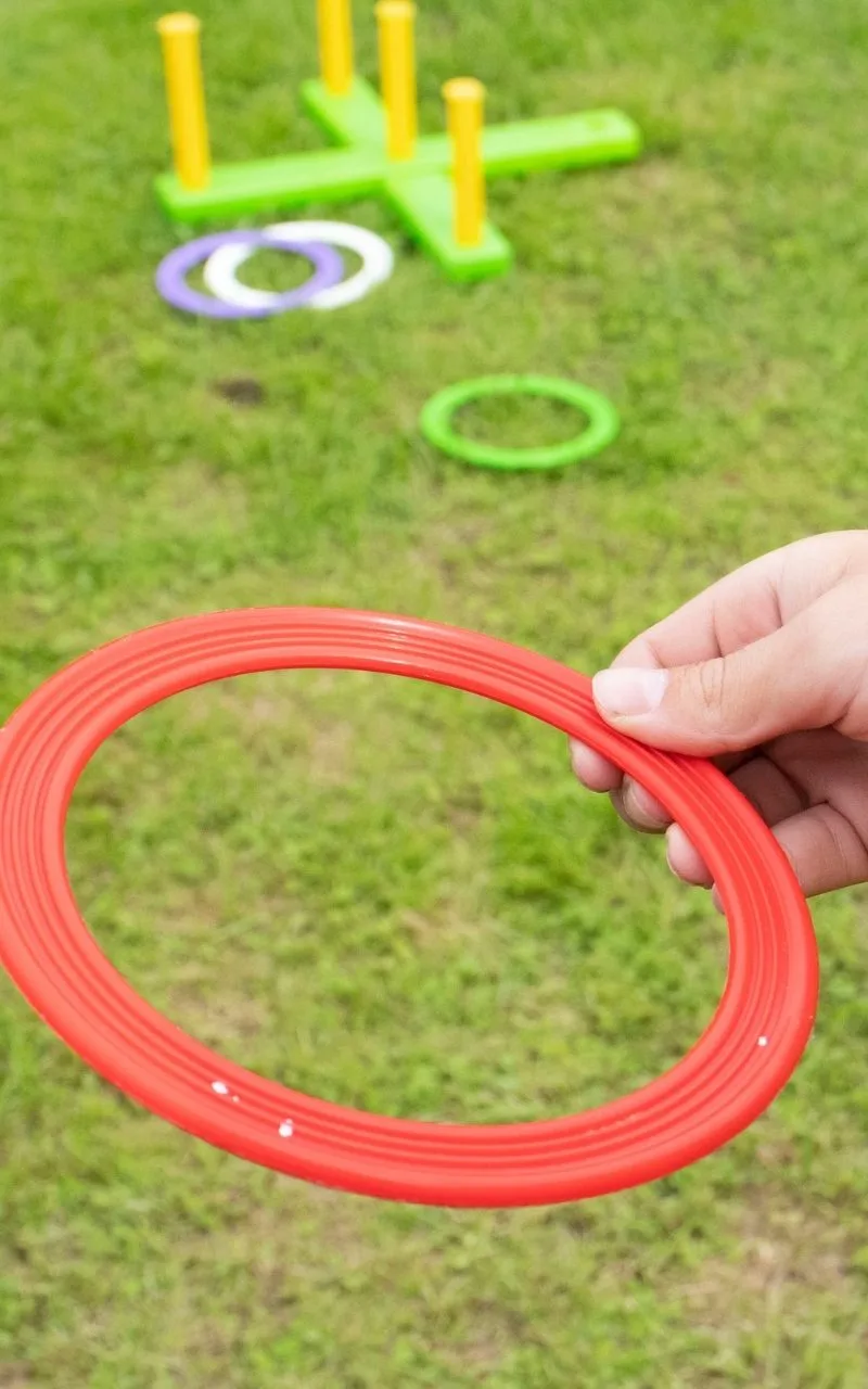 ring-toss-lawn-game-2